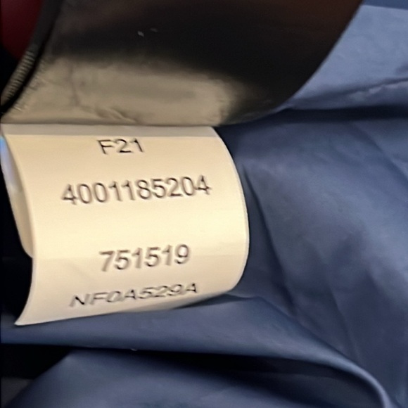 ⭐️ New The North Face - Men's Everyday Insulated Vest Size Large - Picture 6 of 10